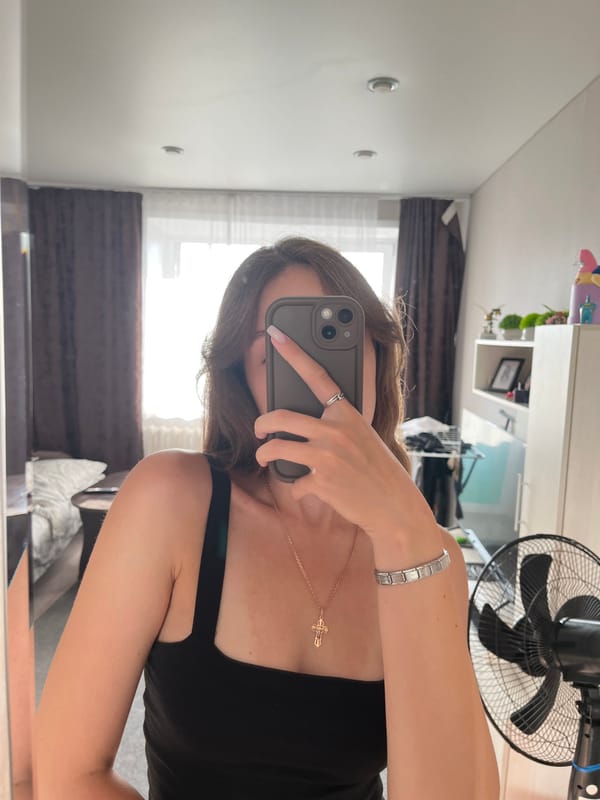 Bedroom selfies and a city view from Novoaltaysk