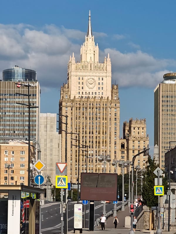 Central Moscow in full summer décor: fountains, floral installations, Seven Sisters