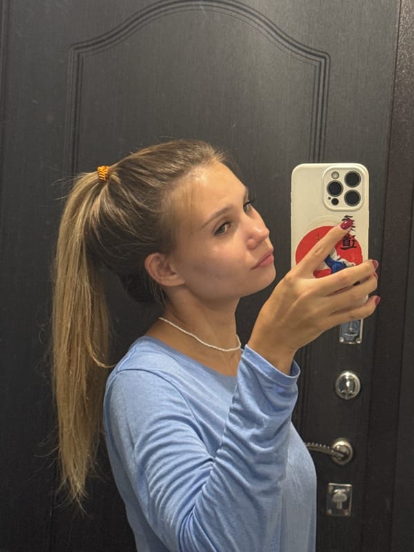 Lazy afternoon in Chaikovsky — selfies, a cat, and summer sun