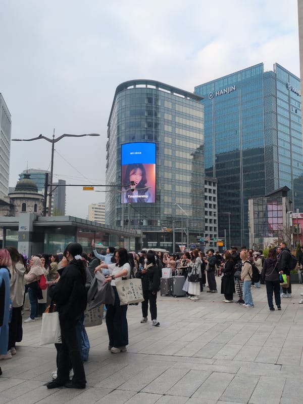 Morning street life documented across central Seoul districts