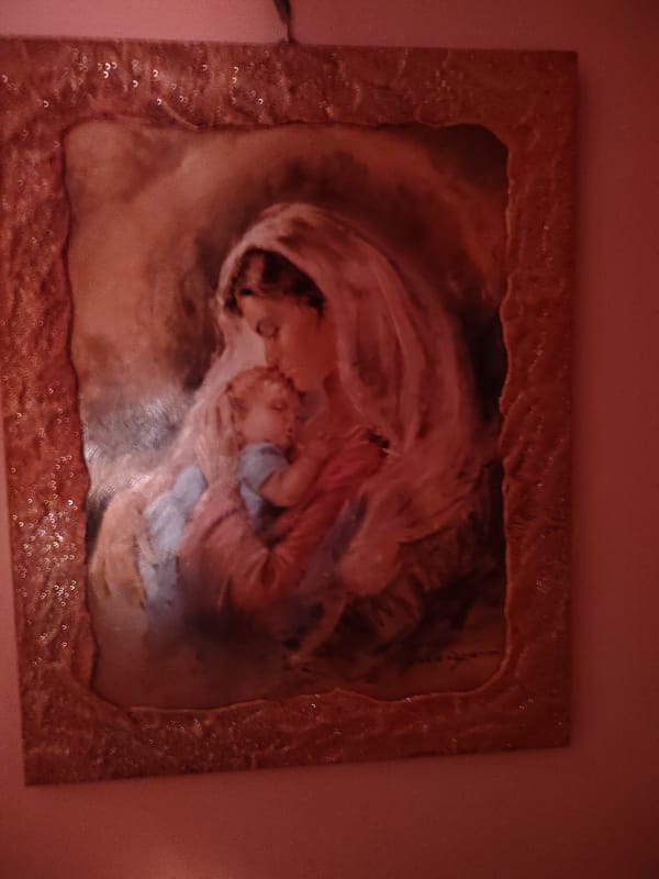 Inside a Porto Recanati home filled with decorative collectibles
