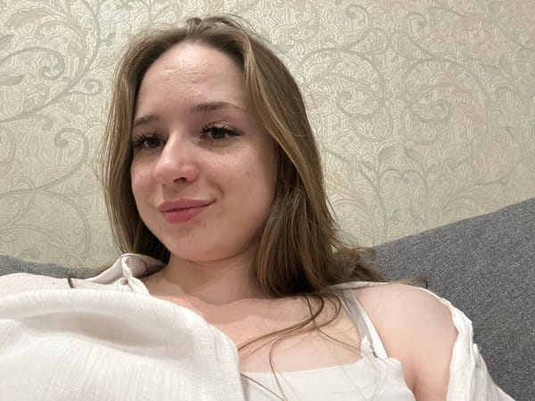 Indoor photo session with multiple selfies and portraits