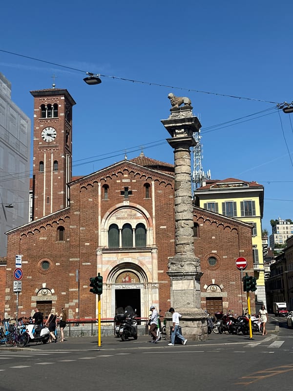 Window shopping and street scenes through central Milan