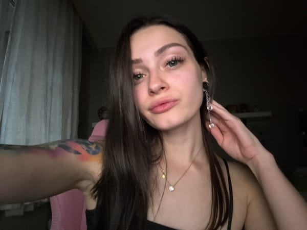 Woman poses for casual photos in Reutov, Russia