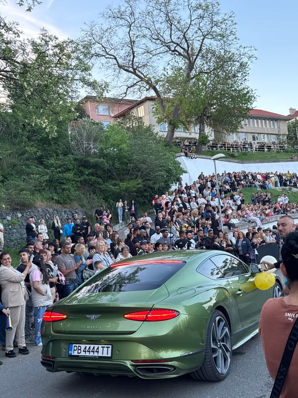 Municipal ceremony draws crowds in Tsarevo, Bulgaria