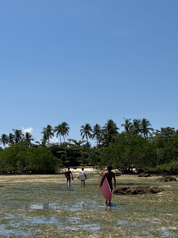 Early morning surfing activity observed in General Luna coastal waters