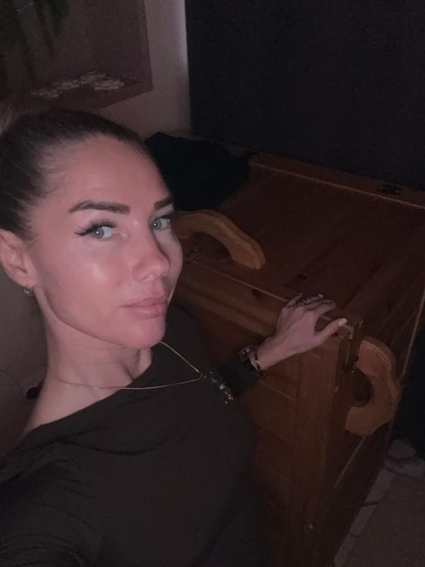 Woman documented in multiple poses during hour-long session in Abakan