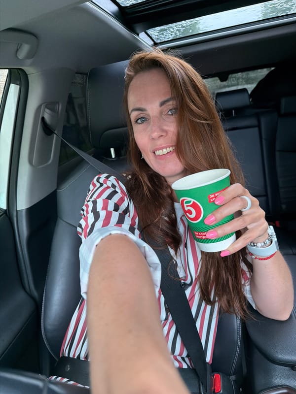 Coffee break in a car, somewhere in Birobidzhan