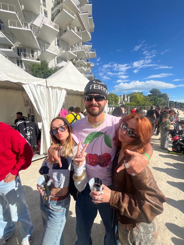 Friends pose for photos in sunny Montpellier