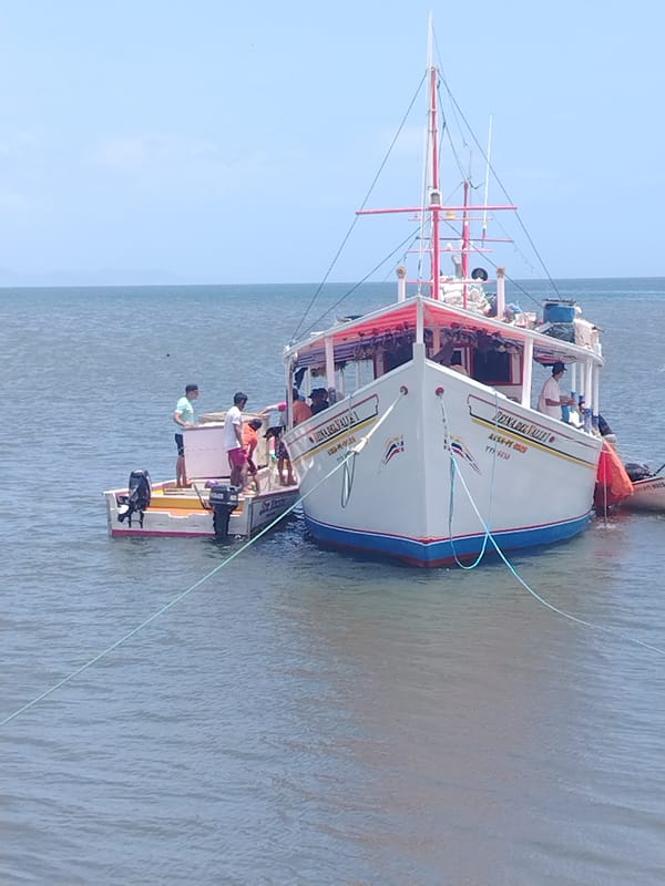 Reina del Valle I docked at Juan Griego harbor