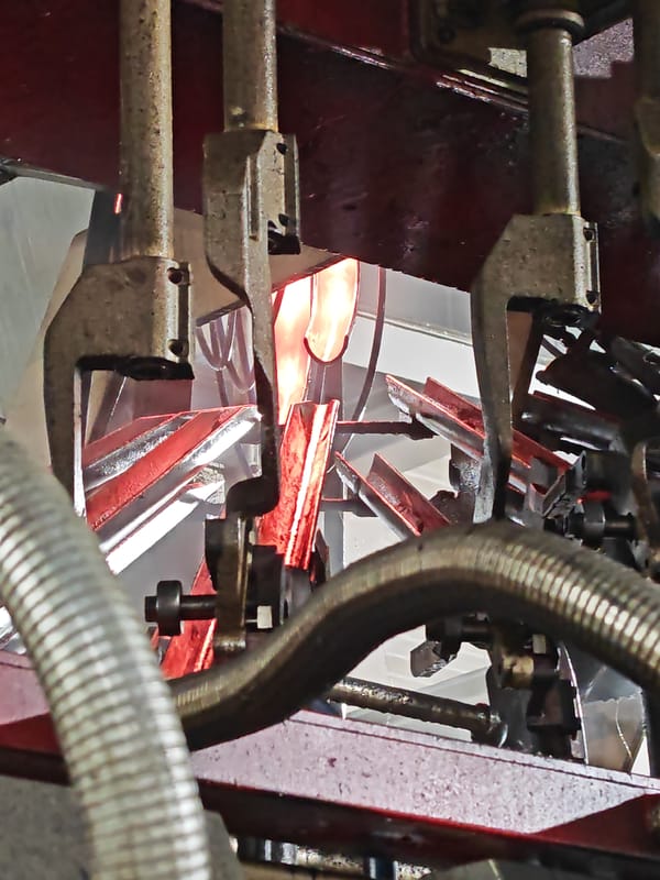 Glass jar production documented at Pleven industrial facility