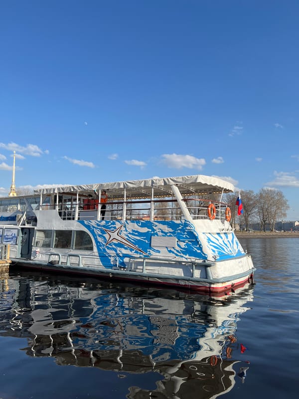 Afternoon sightseeing along Saint Petersburg's Neva River embankments