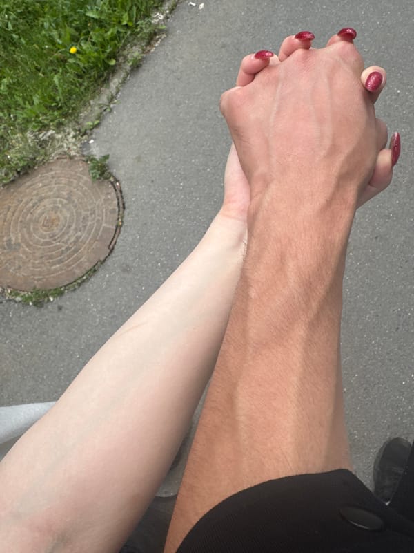 Couple shares intimate moment in Ufa morning