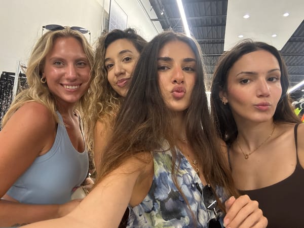 Woman documents Miami shopping trip with selfies, pastries