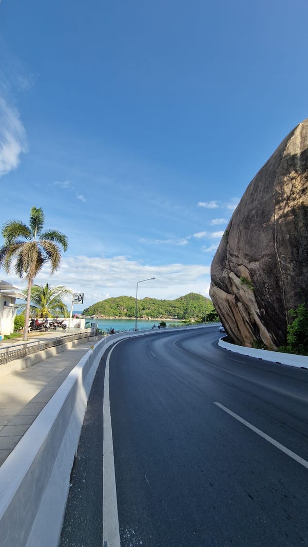 Coastal road conditions documented in Baan Chaweng Noi, Thailand