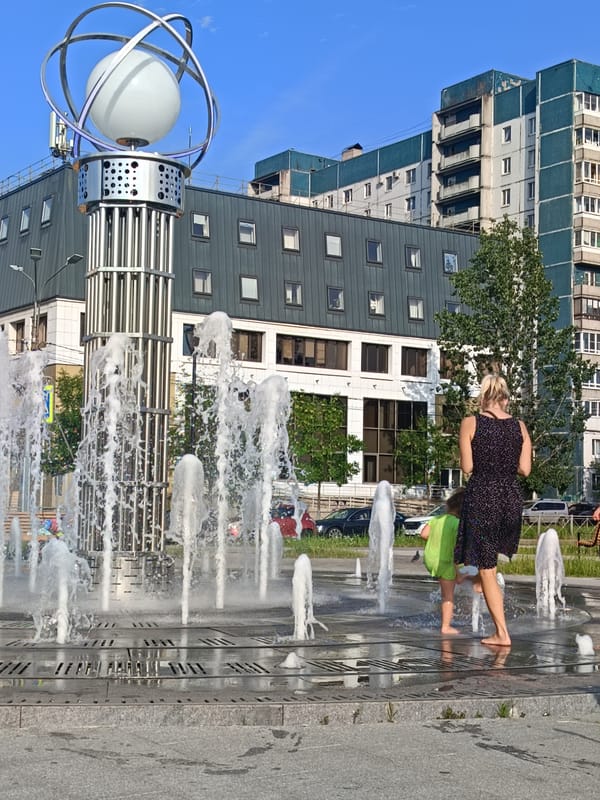Saint Petersburg landmarks: fountains, cathedrals, and city streets