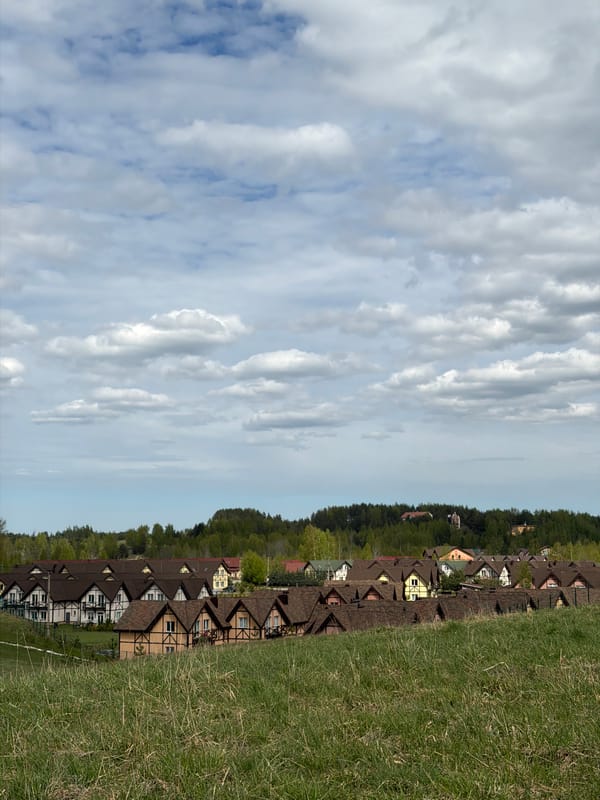 Rural life moments captured in Tokkari-Lend, Russia countryside