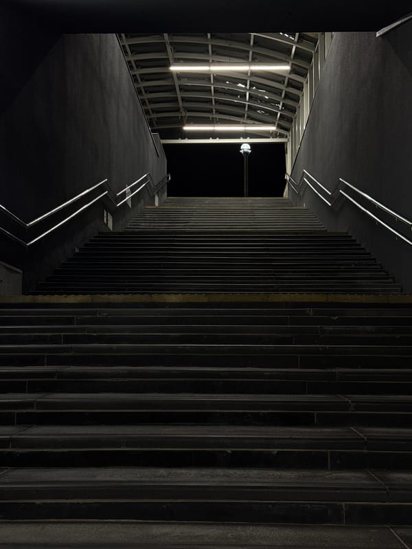 Nighttime pedestrian infrastructure documented in central Minsk