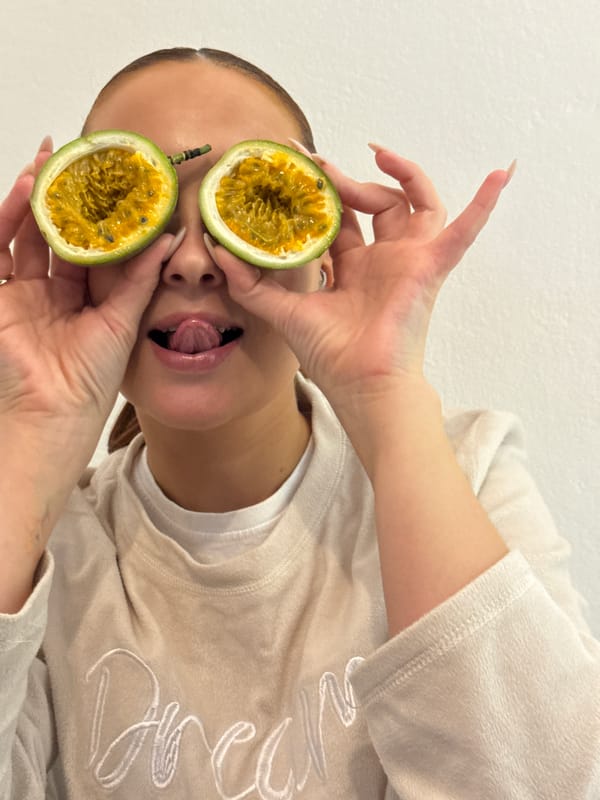Casual indoor selfies and pet photos in Chaikovsky, Russia