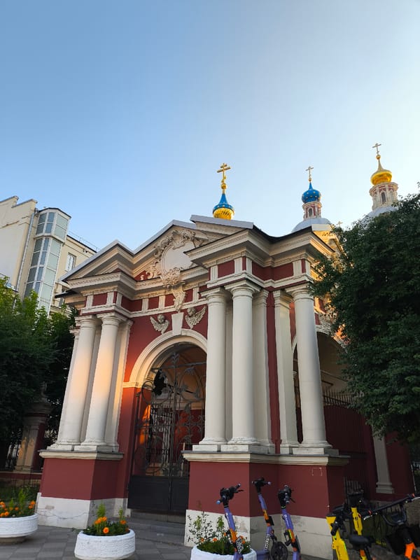 Moscow landmarks: Soviet murals, Orthodox domes, and city sculpture