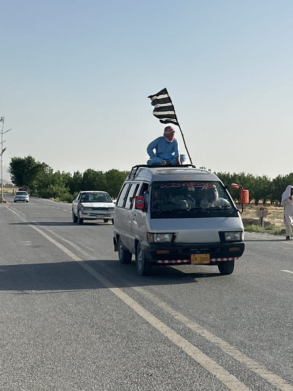 Van observed on road in Pishin, Pakistan