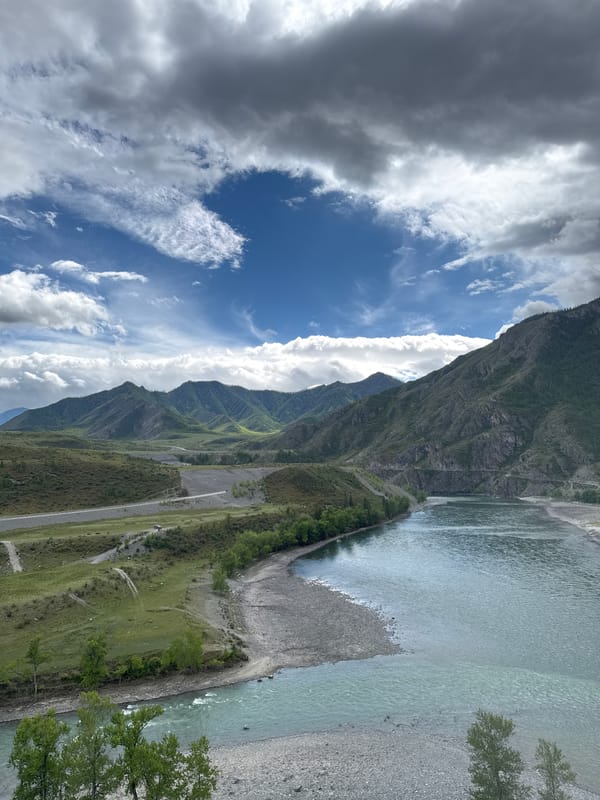 Glacial river landscape documented in Russia's Chuysky District