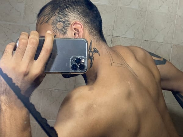 Man takes bathroom selfie in Buenos Aires