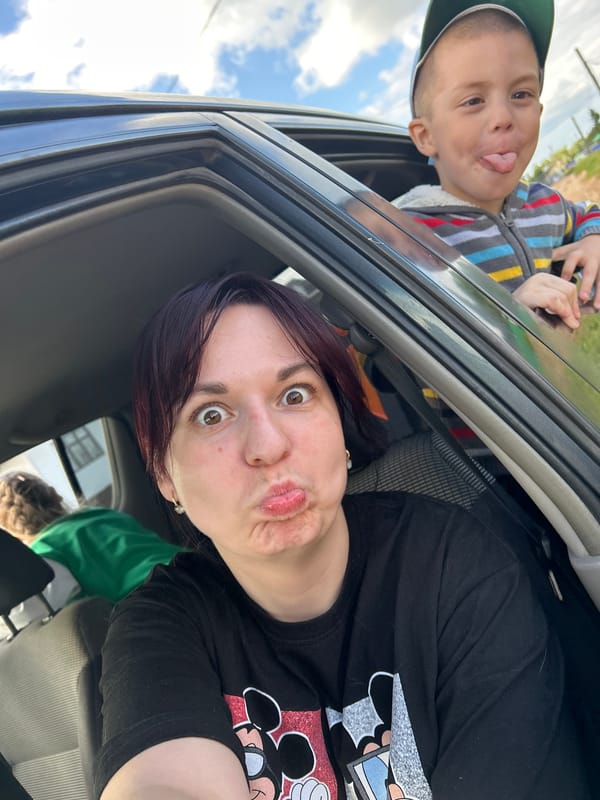 Afternoon car journey documented through selfies in Fokino, Russia