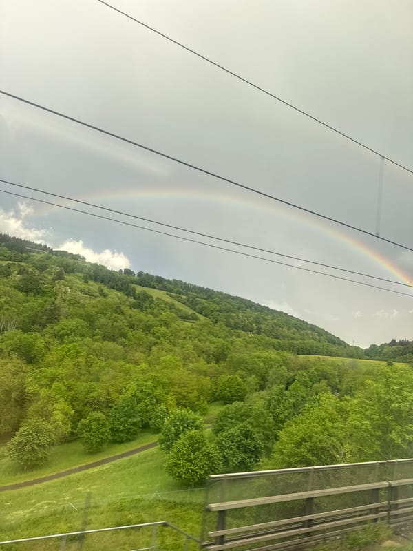 Rainbow spotted over French countryside near Sologny