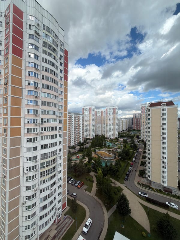 Quiet afternoon at home in a Moskovskiy apartment