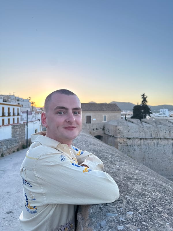 Evening photography session captures Eivissa's architecture and streets