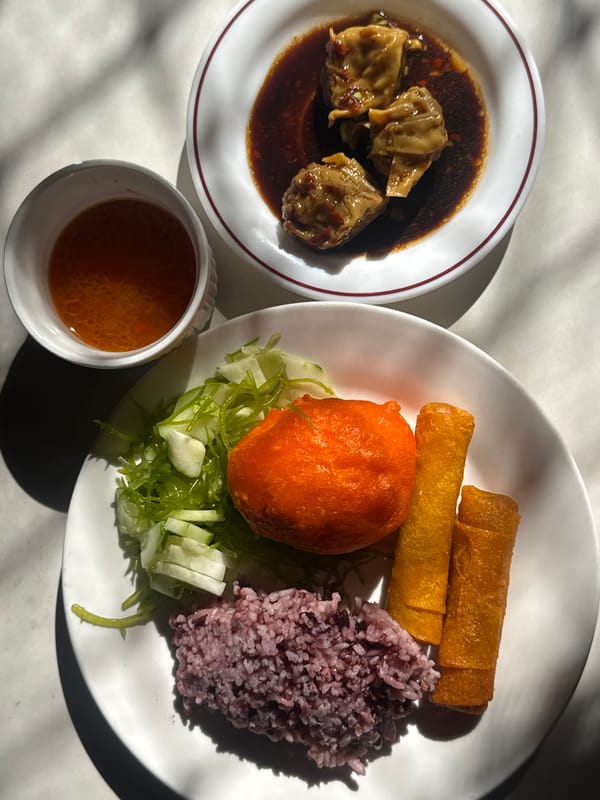 Cats, street food, and everyday Davao City morning life