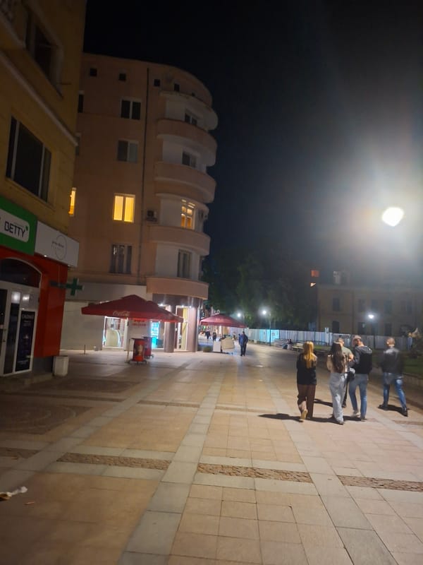 Evening street life and outdoor dining observed in Gabrovo