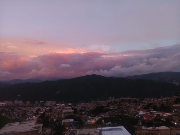 Caracas at dusk: city views and home life