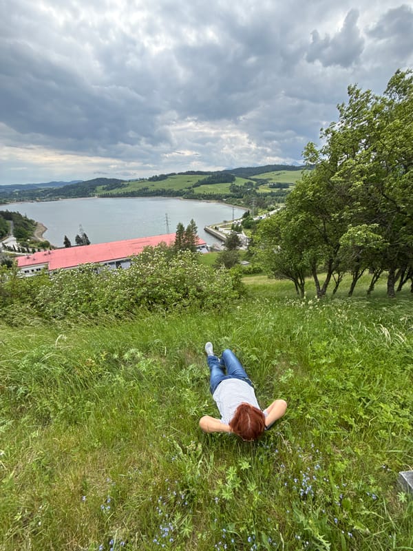 Panoramic views captured of Niedzica Castle overlooking Lake Czorsztyn