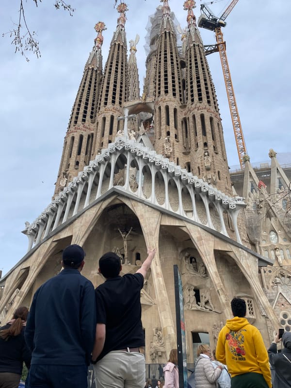 Barcelona street scenes and metro life documented Wednesday afternoon