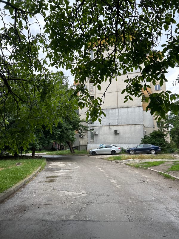 Overcast afternoon documented in Plovdiv residential area with family moments
