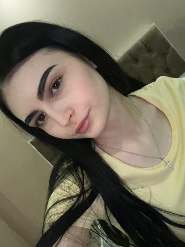 Everyday moments captured across Burgas: selfies, gaming, shopping