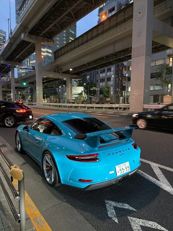 Blue Porsche GT3 spotted on Minato street