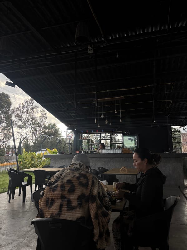 Open-air restaurant documented in San Pedro Cholula evening