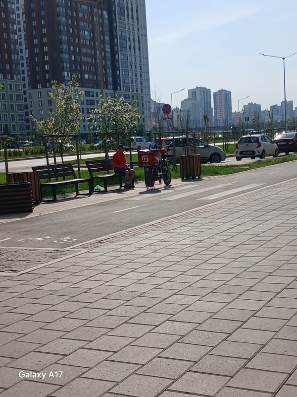 Early morning pedestrian activity captured across Yekaterinburg walkways