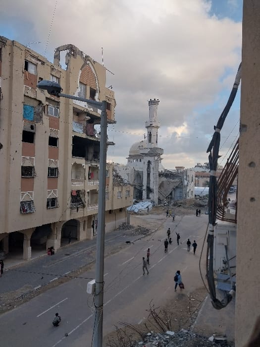 Life continues amid destruction in Khan Yunis, Palestine