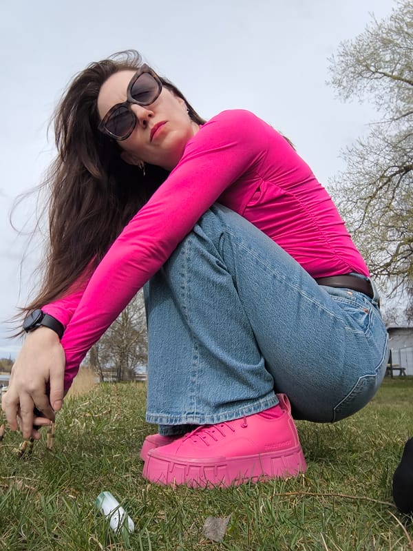 Woman in pink outfit spotted outdoors in Riga