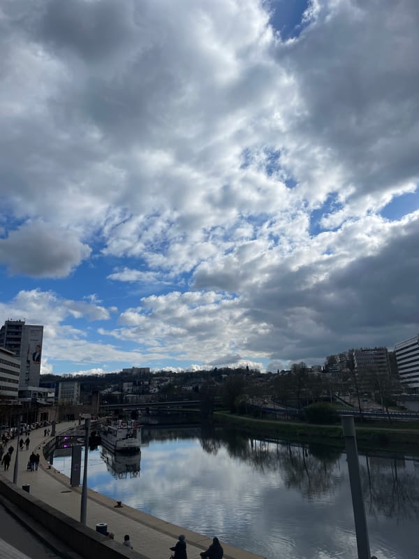 Afternoon leisure along Saar River waterfront in Saarbrücken