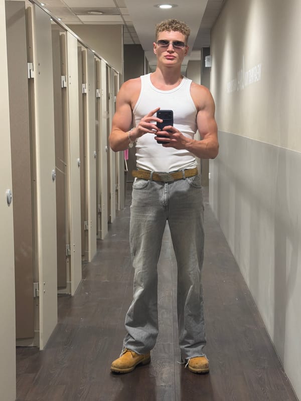 Man Takes Selfies in London Store Fitting Room