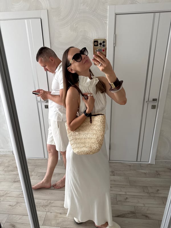 Hotel morning in Sochi: outfit shots, city views, travel vibes