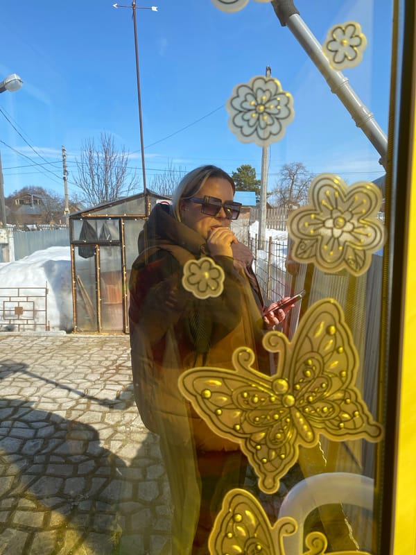 Families gather for outdoor barbecue in Noviy, Russia