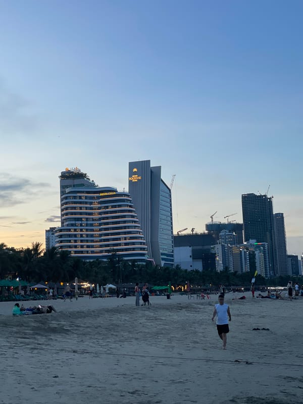 Evening wind-down at My Khe Beach, Da Nang