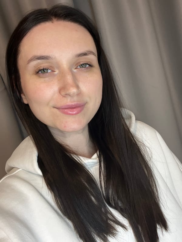 Selfie session and nighttime street documentation in Tyumen, Russia