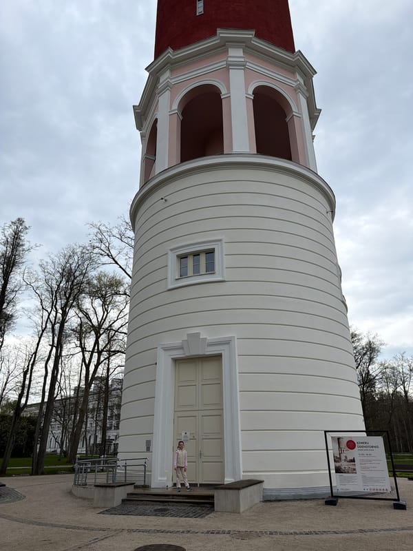 Family outing documented at Jūrmala landmarks and parks